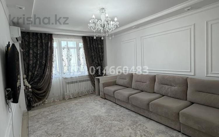 3-комнатная квартира · 90 м² · 9/9 этаж, мкр Мамыр-3 12 — Саина-Шаляпина за 450 000 ₸ в Алматы, Ауэзовский р-н — фото 4