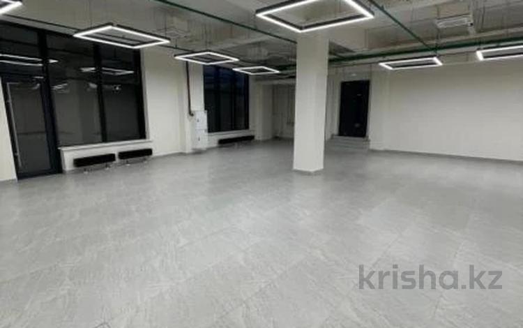 Еркін, кеңселер, дүкендер мен бутиктер, қоғамдық тамақтану орны, медорталықтар мен дәріханалар, білім орталықтары, ойын-сауық · 700 м², бағасы: ~ 4.6 млн ₸ в Алматы, Алмалинский р-н — фото 2