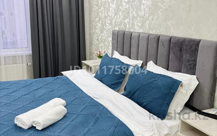 2-комнатная квартира · 50 м² · 4/12 этаж, мкр Акжайык, Толеметова 64 за 17 000 ₸ в Шымкенте, Абайский р-н — фото 2