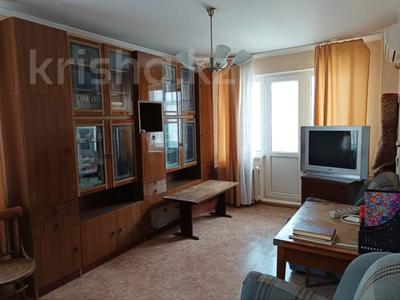 2-комнатная квартира · 43 м² · 2/5 этаж, Аманжолова за 12.5 млн ₸ в Уральске