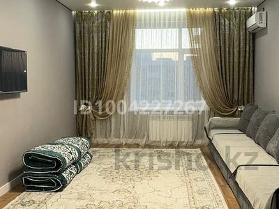 3-бөлмелі пәтер · 107 м² · 8/10 қабат, мкр Городской Аэропорт, Шахтеров 73/1, бағасы: 350 000 〒 в Караганде, Казыбек би р-н