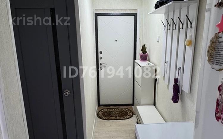 3-комнатная квартира · 48 м² · 4/5 этаж, Абая 106 — Район Универмаг за 17 млн 〒 в Уральске — фото 2