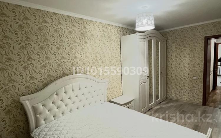 3-бөлмелі пәтер · 70 м² · 2/9 қабат, Степной 1 ш/а., Республика 32, бағасы: 250 000 ₸ в Караганде, Казыбек би р-н — фото 2