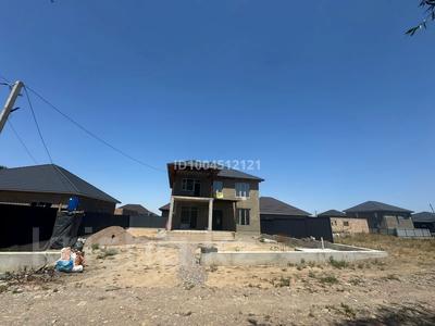 Отдельный дом · 7 комнат · 200 м² · 5 сот., 9 квартал — Выше СДУ за 53 млн 〒 в Каскелене