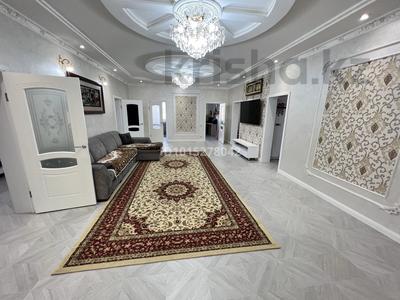 Жеке үй · 4 бөлме · 350 м² · 8 жүзд., Рыскулбекова 18, бағасы: 95 млн ₸ в Жанатурмысе