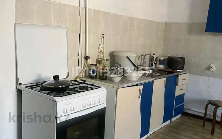 Отдельный дом · 4 комнаты · 250 м² · 10 сот., 20 квартал 9 — Возле садика акбота за 15 млн ₸ в  — фото 2