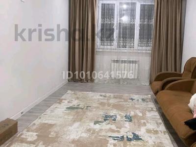 2-комнатная квартира · 56 м² · 5/5 этаж, мкр Думан-2, Халиуллина 172/6 за 230 000 〒 в Алматы, Медеуский р-н