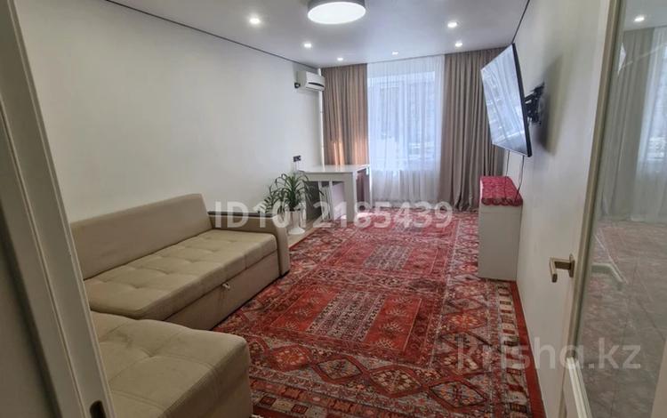 3-бөлмелі пәтер · 80.4 м² · 1/10 қабат, Жеңіс ш/а 8, бағасы: 37 млн ₸ в Уральске, мкр Женис — фото 2