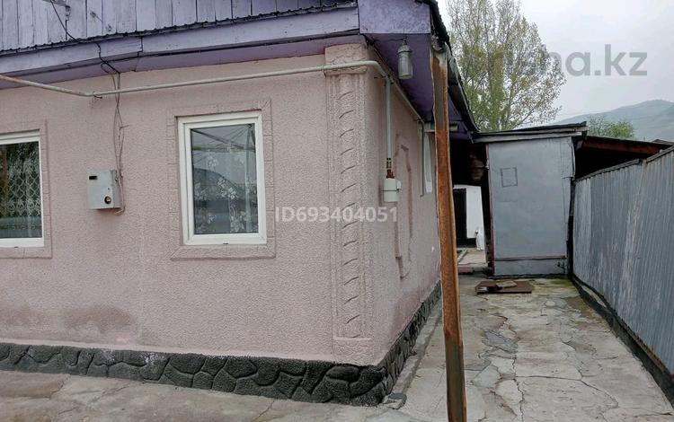 Отдельный дом • 4 комнаты • 35 м² • 4.5 сот., Астана 85 — Находится район автопарка магазин Магас за 16 млн 〒 в Есик — фото 2