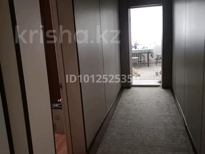 Үйдің бір бөлігі · 5 бөлме · 110 м² · 8 жүзд., Иманова 78, бағасы: 12 млн ₸ в Алге