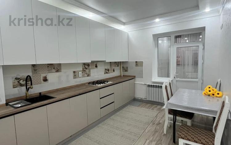 3-бөлмелі пәтер · 110 м² · 2/6 қабат, 34-й мкр 1, бағасы: 38 млн ₸ в Актау — фото 2