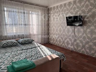 1-комнатная квартира · 40 м² · 8/9 этаж, Каирбаева 104 — Мечеть, Тағам, Тулпар, Квазар, Иртыш синема, Набережная за 9 000 〒 в Павлодаре