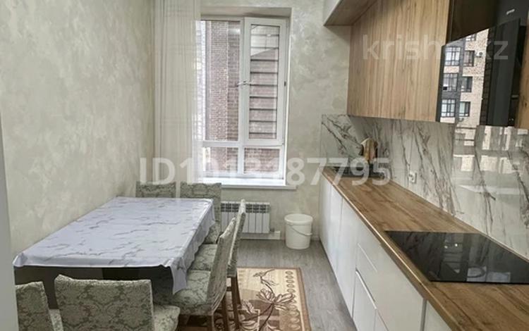 3-комнатная квартира · 85 м² · 5/12 этаж, Улы Дала 31, 31/1, 33, 33/1 за 400 000 ₸ в Астане, Нура р-н — фото 2
