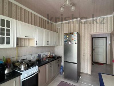 Продажа квартир в Шымкенте: 1-комнатная квартира · 44 м² · 7/10 этаж, 18-й микрорайон, 18-й микрорайон 63А — В центре гороа за 22 млн 〒 1-комнатная квартира · 44 м² · 7/10 этаж, 18-й микрорайон, 18-й микрорайон 63А — В центре гороа за 22 млн 〒 в Шымкенте, Аль-Фарабийский р-н