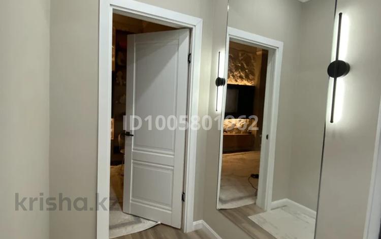 2-бөлмелі пәтер · 65 м² · 16/16 қабат, 16-й мкр , ​16-й микрорайон 64, бағасы: 20 млн ₸ в Актау — фото 10
