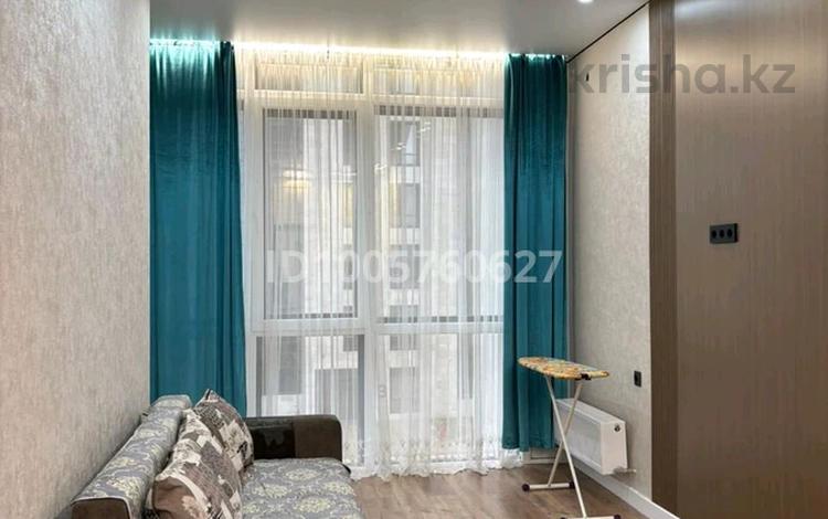 2-комнатная квартира · 40 м² · 4/10 этаж, Бухар Жырау 7 за 280 000 ₸ в Астане, Есильский р-н — фото 2