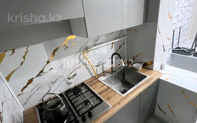 3-комнатная квартира · 72 м² · 5/5 этаж, 26-й мкр 32 за 19 млн ₸ в Актау — фото 2