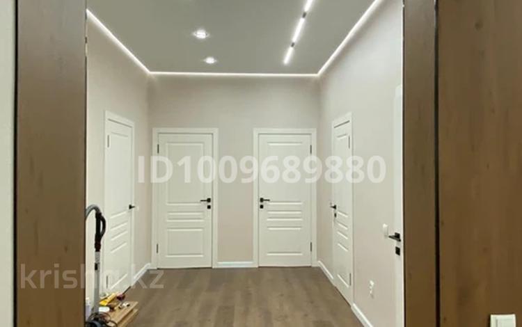 3-комнатная квартира · 92 м² · 6/9 этаж, мкр Астана, Толе би 118 — Альфараби за 380 000 ₸ в Таразе — фото 2