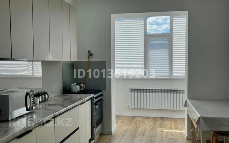 2-комнатная квартира · 80 м² · 4/5 этаж, мкр. Зачаганск пгт 19 за 16 000 ₸ в Уральске — фото 2