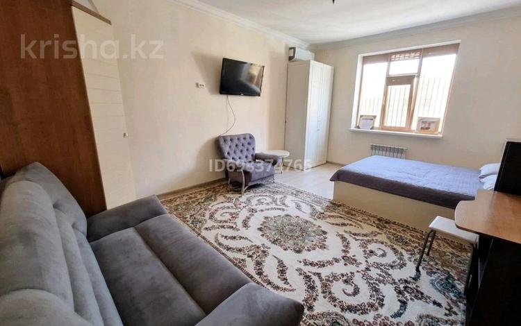 1-комнатная квартира · 44 м² · 6/7 этаж, 19-й мкр 23/1 за 10 000 ₸ в Актау — фото 4