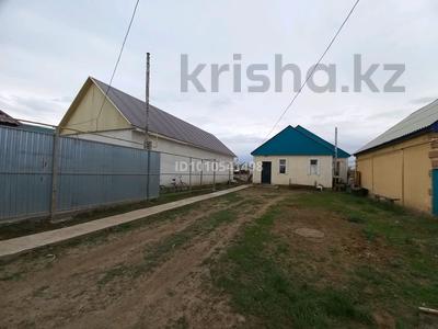 Часть дома · 4 комнаты · 80 м² · 5 сот., мкр. Зачаганск пгт — Птица фабрика, ресторан Аяна за 20 млн ₸ в Уральске