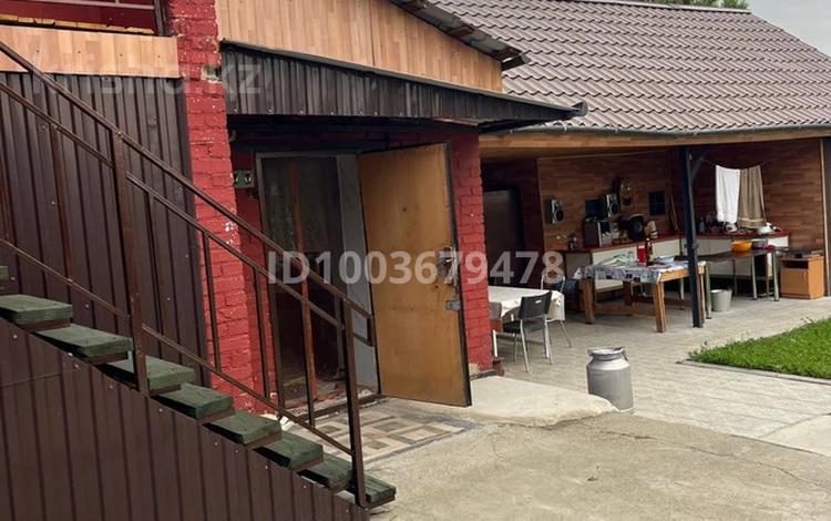 Жеке үй · 2 бөлме · 45 м², Самсоновка 60 — Чешек, бағасы: 25 000 〒 в Усть-Каменогорске, Ульбинский — фото 2