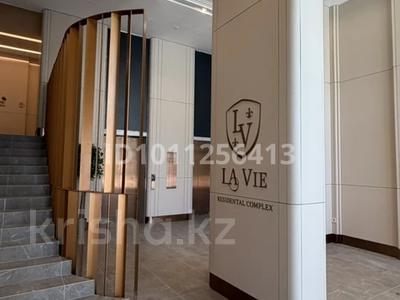 2-бөлмелі пәтер · 72 м² · 9/18 қабат, Кошкарбаева 3/1 — Момышулы, бағасы: 65.5 млн 〒 в Астане, Алматы р-н