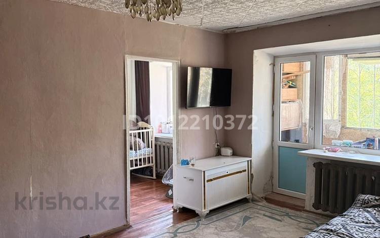2-бөлмелі пәтер · 43 м² · 2/5 қабат, Чернышевского 97 — мира чернышевского, бағасы: 7 млн ₸ в Темиртау — фото 2