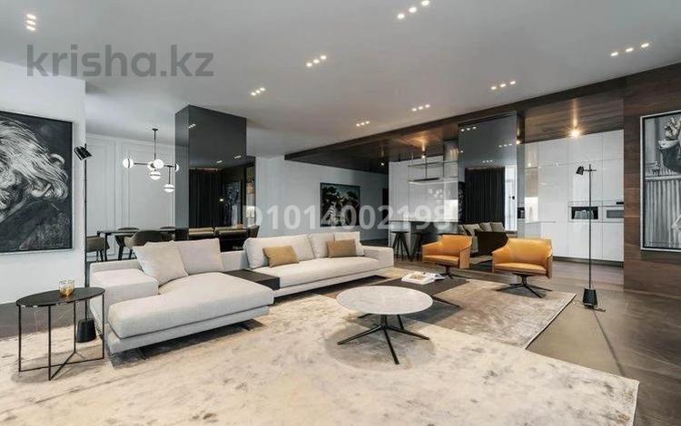 5-комнатная квартира · 300 м² · 30/33 этаж, Аль-фараби 15/1 за 150 000 ₸ в Алматы, Бостандыкский р-н — фото 2