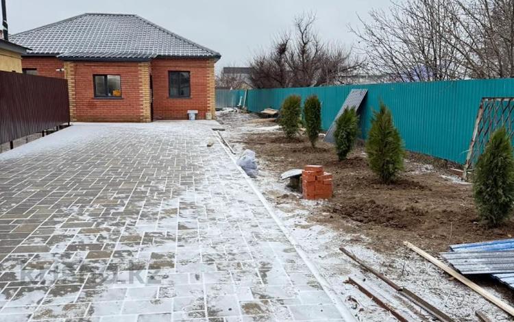 Отдельный дом · 3 комнаты · 100 м² · 5 сот., Восточная за 33.5 млн 〒 в Мичуринское — фото 2
