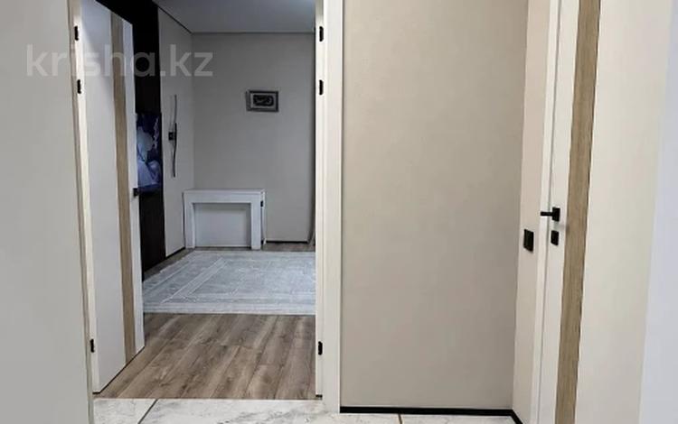 3-комнатная квартира · 77 м² · 1/10 этаж, Толе би 12/1 за 43 млн ₸ в Астане, Нура р-н — фото 2