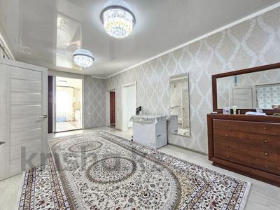 Часть дома · 4 комнаты · 252 м² · 35 сот., Кирпичная за 50 млн ₸ в Затобольске (Тобыле)