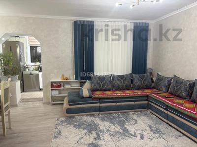 3-бөлмелі пәтер · 70 м² · 5/5 қабат, Кабанбай батыр 2 б — Кафе сказка, бағасы: 23 млн ₸ в Шымкенте, Аль-Фарабийский р-н