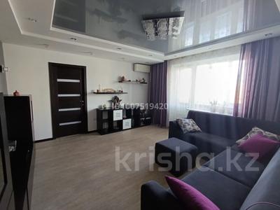 5-комнатная квартира · 100 м² · 6/10 этаж, мкр Юго-Восток, Мкр Гульдер 2 за 58 млн 〒 в Караганде, Казыбек би р-н