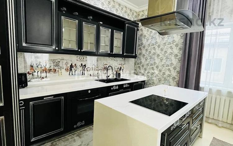 Жеке үй · 8 бөлме · 450 м² · 10 сот., Сулутобе 23 — Баянтау, бағасы: 200 млн ₸ в Астане, Алматы р-н — фото 2