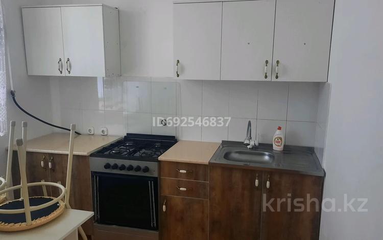 2-бөлмелі пәтер, 58 м², 1/5 қабат ай сайын, Арай 31 — Арай 2, бағасы: 120 000 〒 в  — фото 2