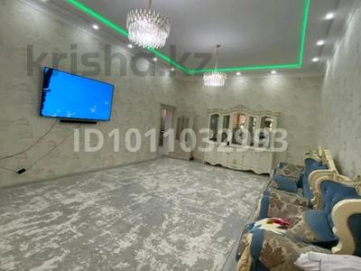 Отдельный дом · 7 комнат · 305 м² · 12 сот., Көкорай (9көше) 140/142 за 55 млн ₸ в Жанаозен