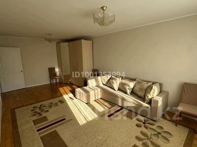 2-бөлмелі пәтер · 72 м² · 9/26 қабат, Богенбай батыра 28, бағасы: 320 000 ₸ в Астане, Сарыарка р-н