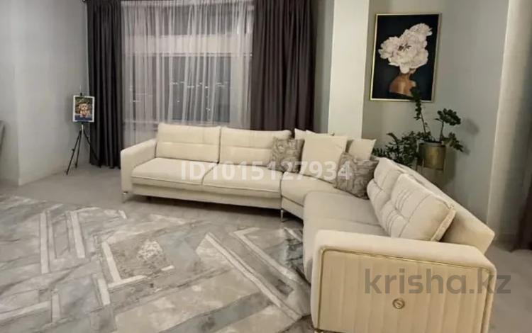 3-комнатная квартира · 140 м² · 23/23 этаж, Динмухаммед Кунаев 12 — Кунаева - Акмешит за 75 млн ₸ в Астане, Есильский р-н — фото 2