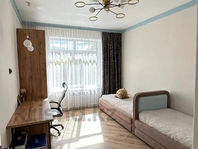 3-комнатная квартира · 93 м² · 2/6 этаж, Кармелюка — район маг.Азия за ~ 59.9 млн 〒 в Петропавловске