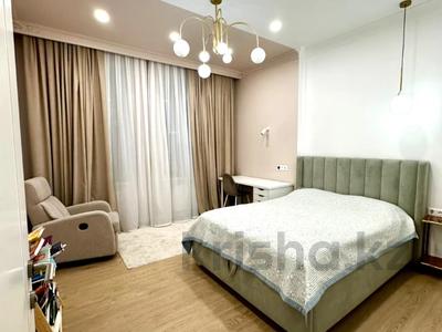 4-бөлмелі пәтер · 140 м² · 6 қабат, Аль-Фараби 41, бағасы: 215 млн ₸ в Алматы, Бостандыкский р-н