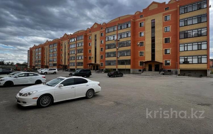 3-комнатная квартира · 165 м² · 1/5 этаж, мкр. Алтын орда, Тауелсиздик 23д — Газиза Жубанова за ~ 42.2 млн ₸ в Актобе — фото 2