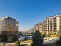 4-комнатная квартира, 144 м², Арайлы 12 за 129.6 млн 〒 в Алматы, Бостандыкский р-н — фото 7