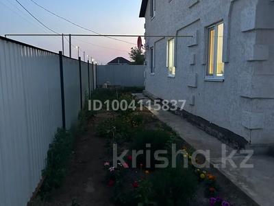Отдельный дом · 5 комнат · 160 м² · 8 сот., Розы Баглановой за 41 млн 〒 в Уральске