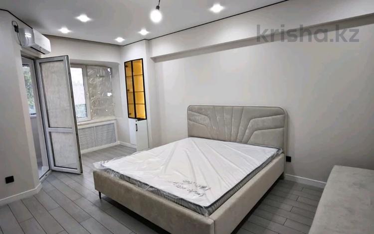 1-комнатная квартира · 36 м² · 1/9 этаж, Молдагуловой 32 за 400 000 ₸ в Алматы, Медеуский р-н — фото 2