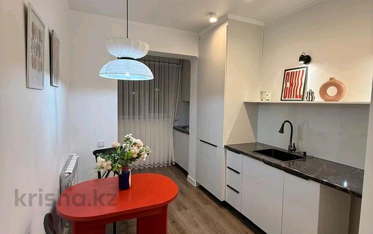 2-бөлмелі пәтер · 55 м² · 4/5 қабат, 18-й мкр. 78A, бағасы: 25 млн ₸ в Шымкенте, Енбекшинский р-н — фото 2