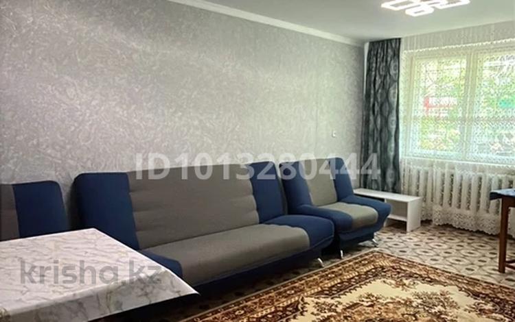 2-комнатная квартира · 50 м² · 1/6 этаж, мкр 4 за 19 млн ₸ в Уральске — фото 2