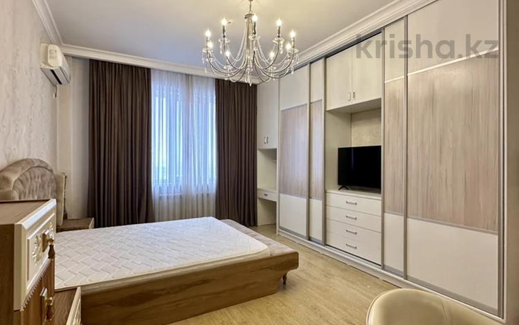 3-бөлмелі пәтер · 98 м² · 11/13 қабат, Иляева 33, бағасы: 62 млн ₸ в Шымкенте, Аль-Фарабийский р-н — фото 2