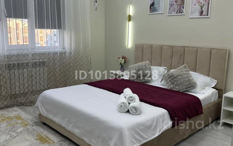 1-комнатная квартира · 40 м² · 9/9 этаж, мкр Нурсая, проспект Елорда 6/8 за 2 500 ₸ в Атырау — фото 2