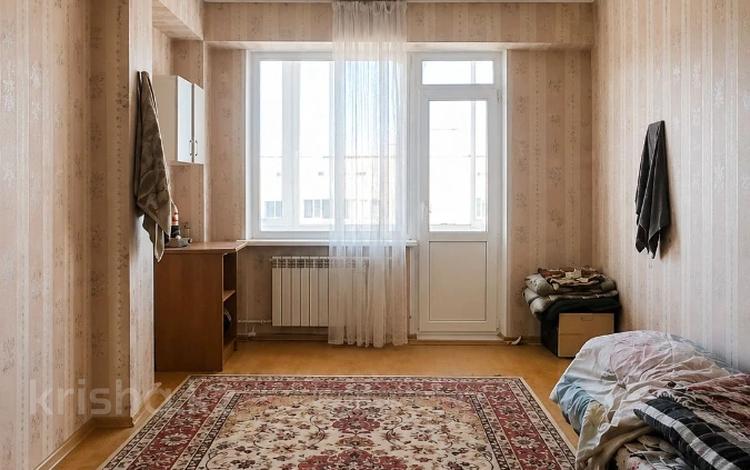 3-бөлмелі пәтер · 80.9 м² · 9/9 қабат, пр. И. Есенберлина 23, бағасы: 27 млн ₸ в Усть-Каменогорске — фото 2